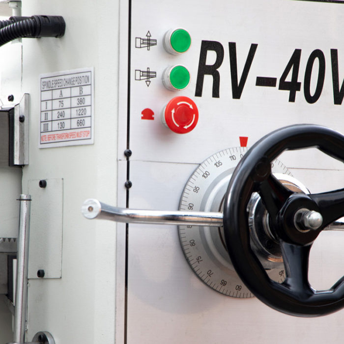 RV-40V радиально-сверлильный станок