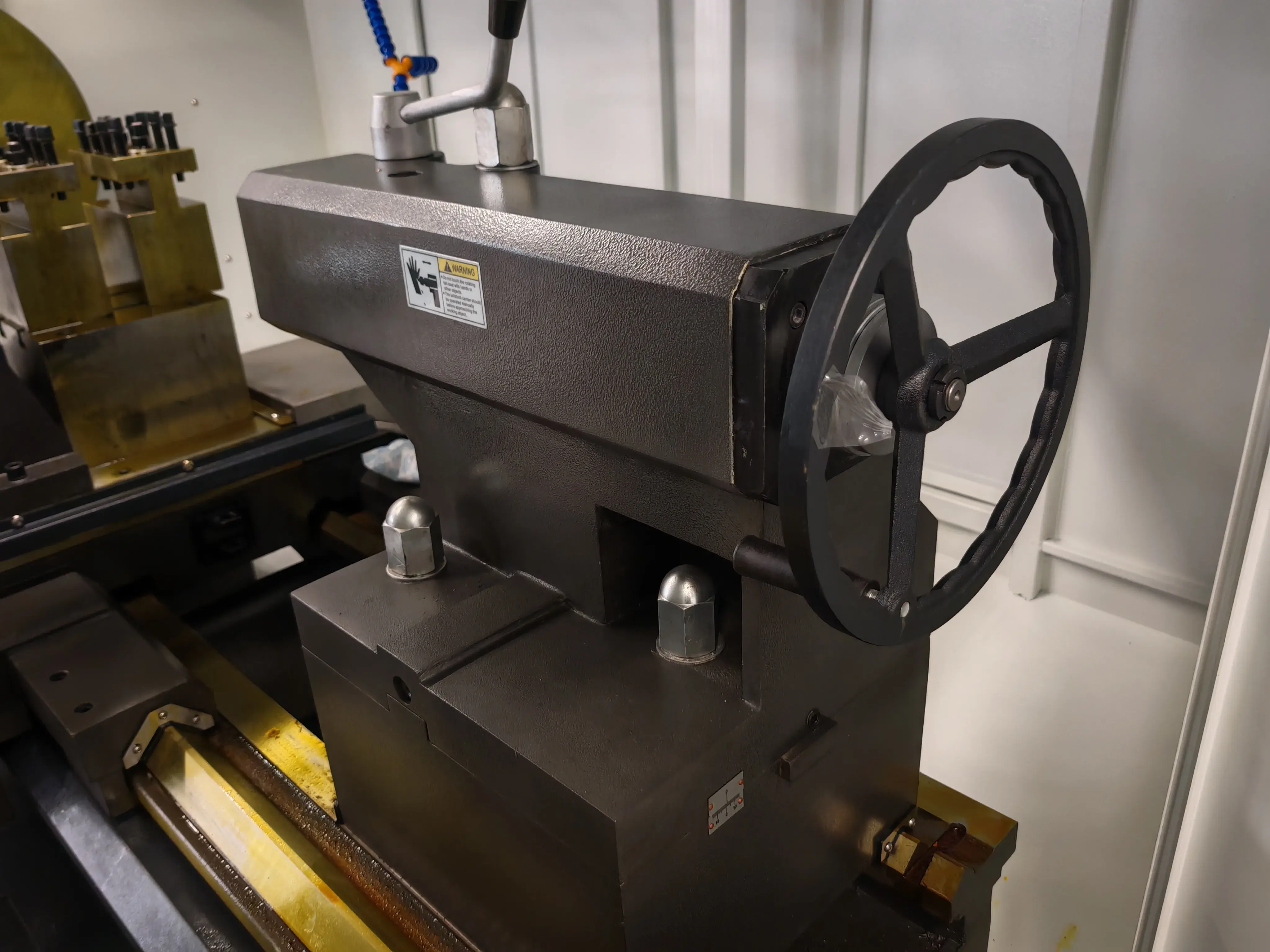 Токарный станок с ЧПУ Realrez CK 61100х1500 (GSK980TDC)