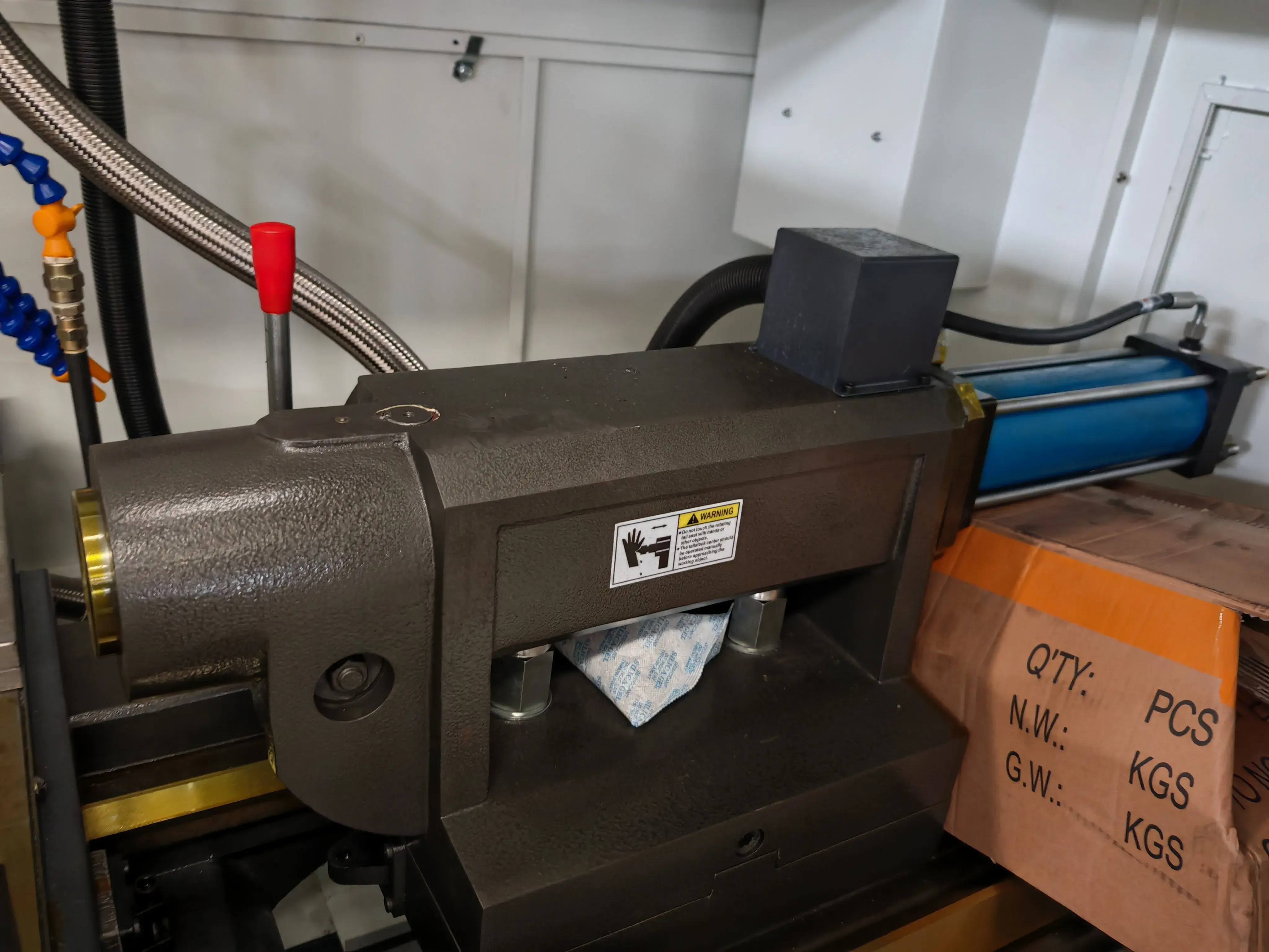 Токарный станок с ЧПУ Realrez CK 6163х1500 (GSK980TDC)