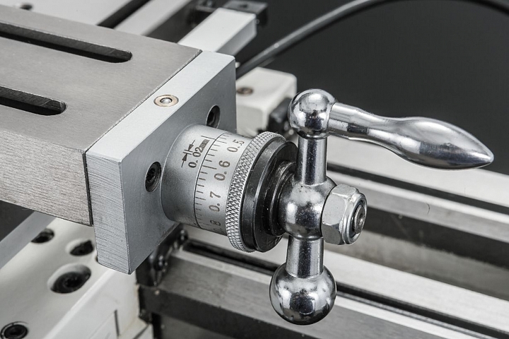 JET BD-8A DRO Настольный токарный станок по металлу с УЦИ (JET Дисконт) - (Демозал Москва)