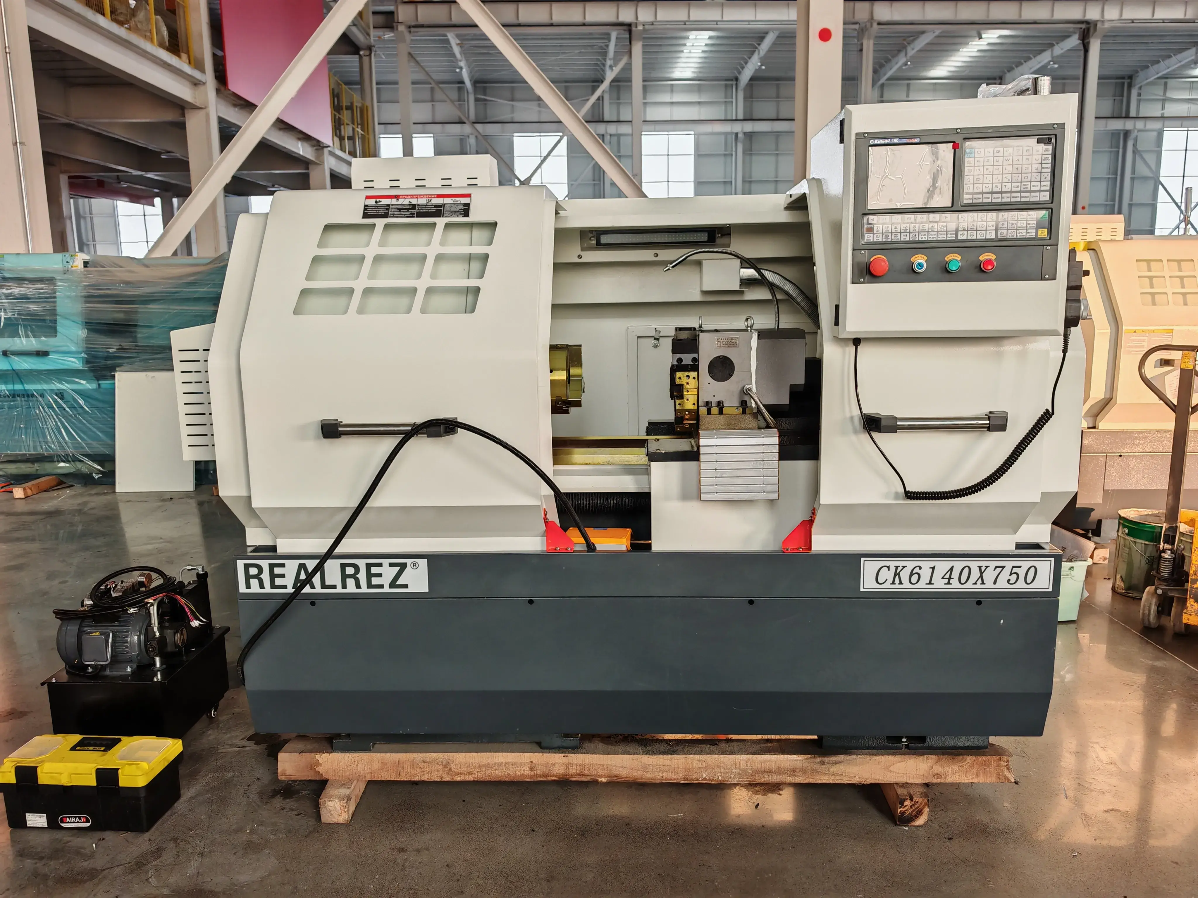 Токарный станок с ЧПУ Realrez CK 6140х750 GAH8