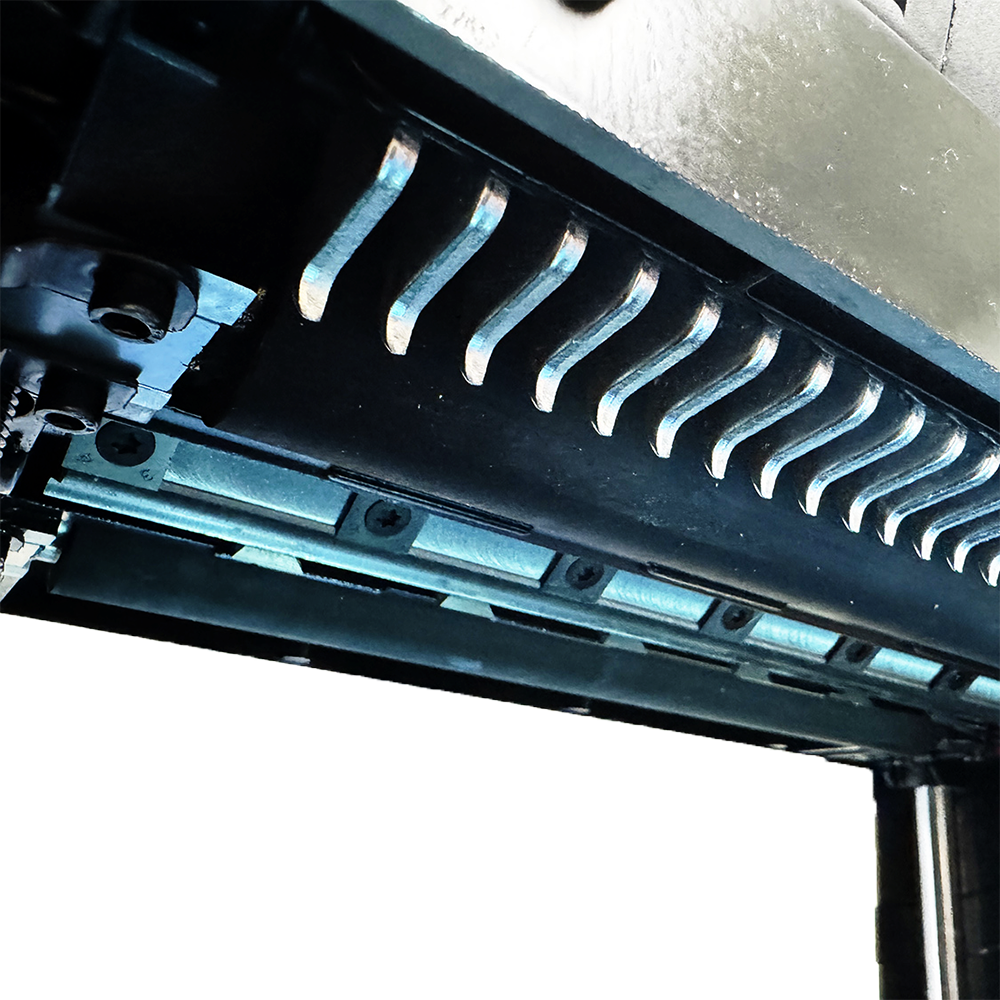 JIB 22139 SC Рейсмусовый станок с сегментным валом