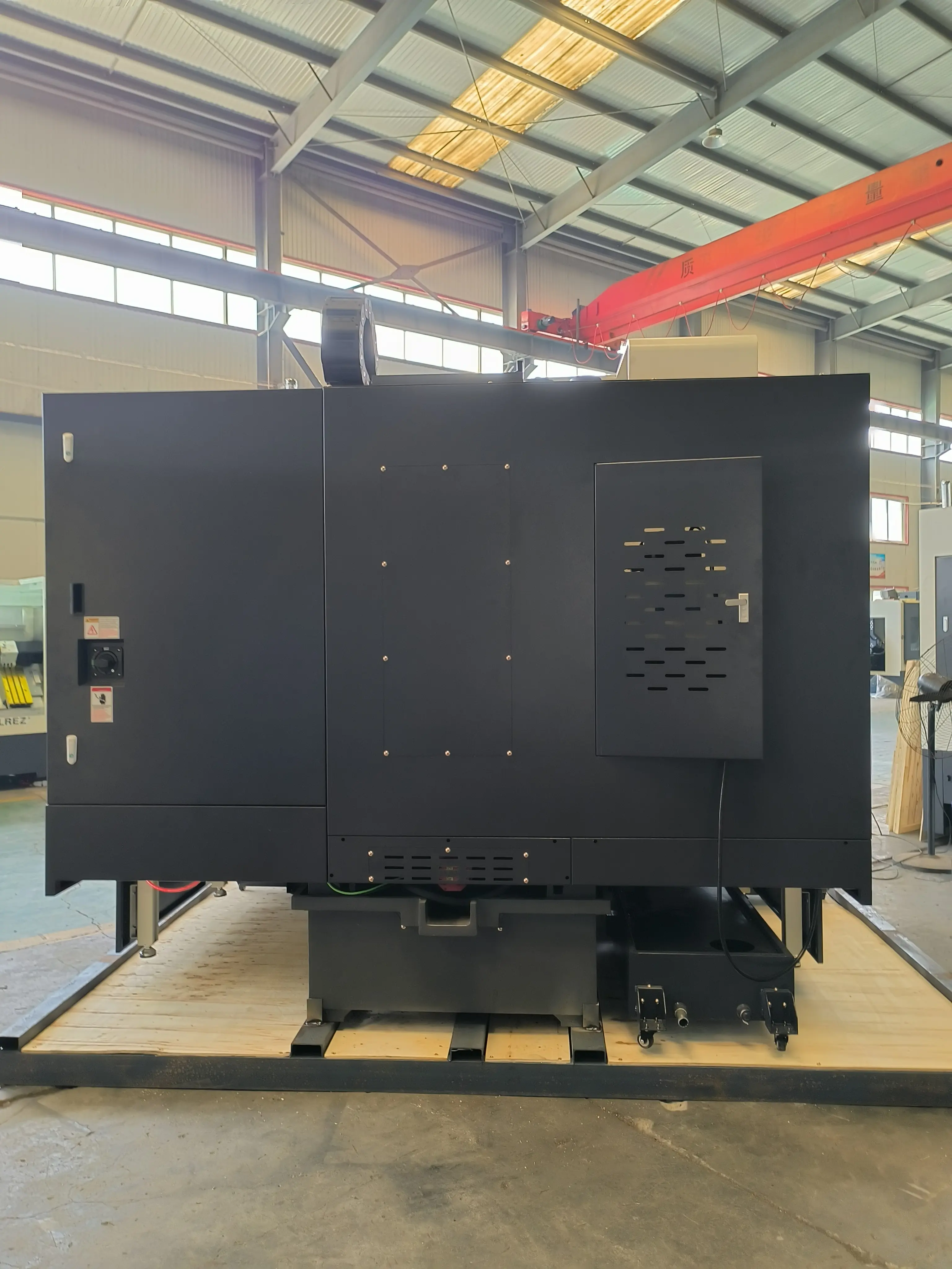 Фрезерный обрабатывающий центр с ЧПУ VMC850 (Fanuc Oi-MF plus)