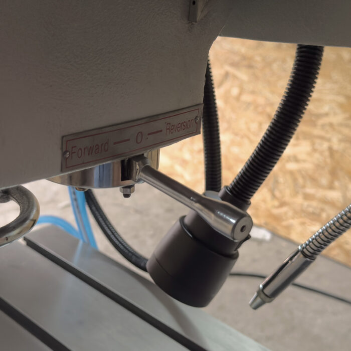 RV-32V радиально-сверлильный станок