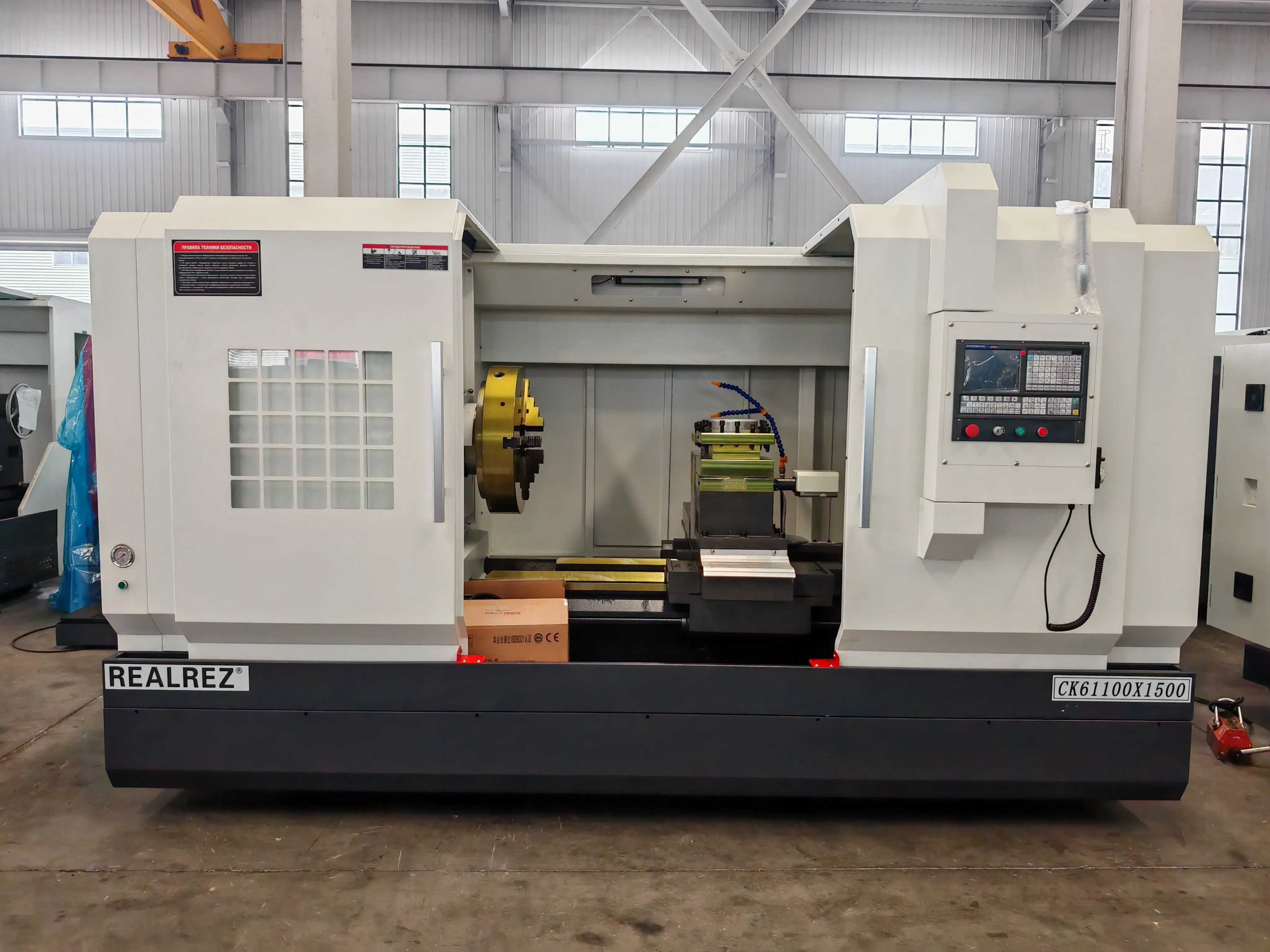 Токарный станок с ЧПУ Realrez CK 61100х1500 (GSK980TDC)