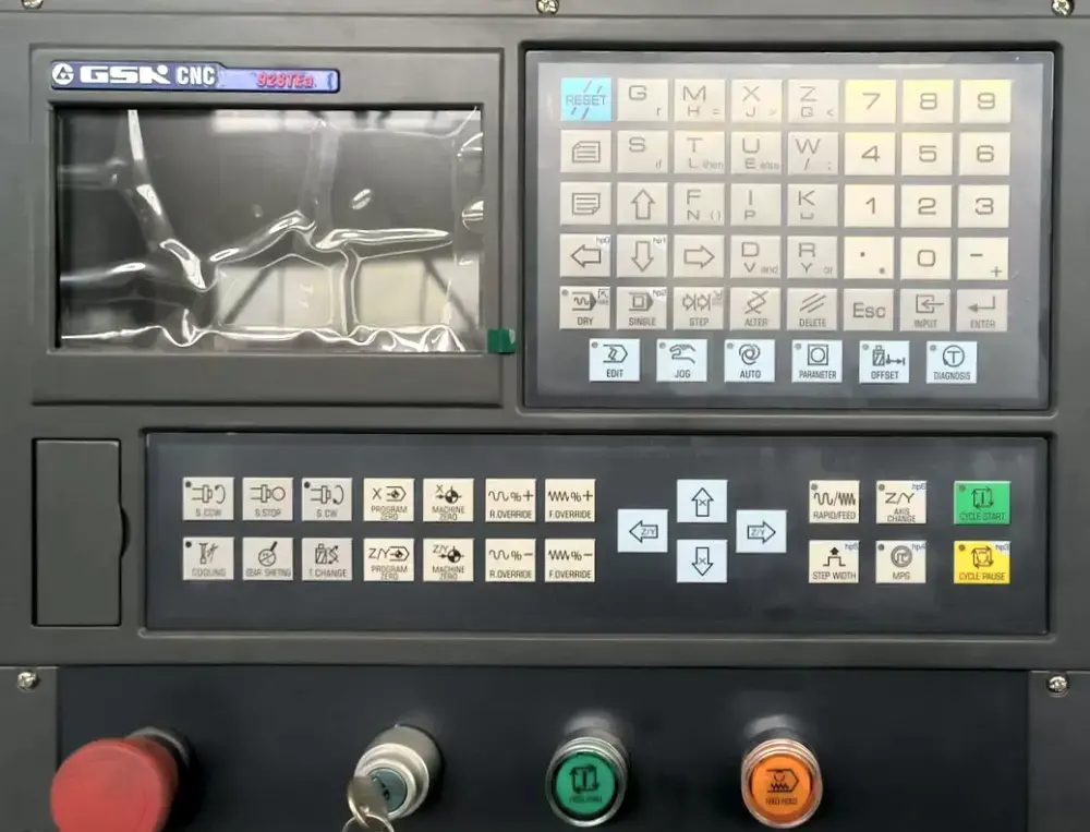 Токарный станок с ЧПУ REALREZ CK 6132х750 GAH6