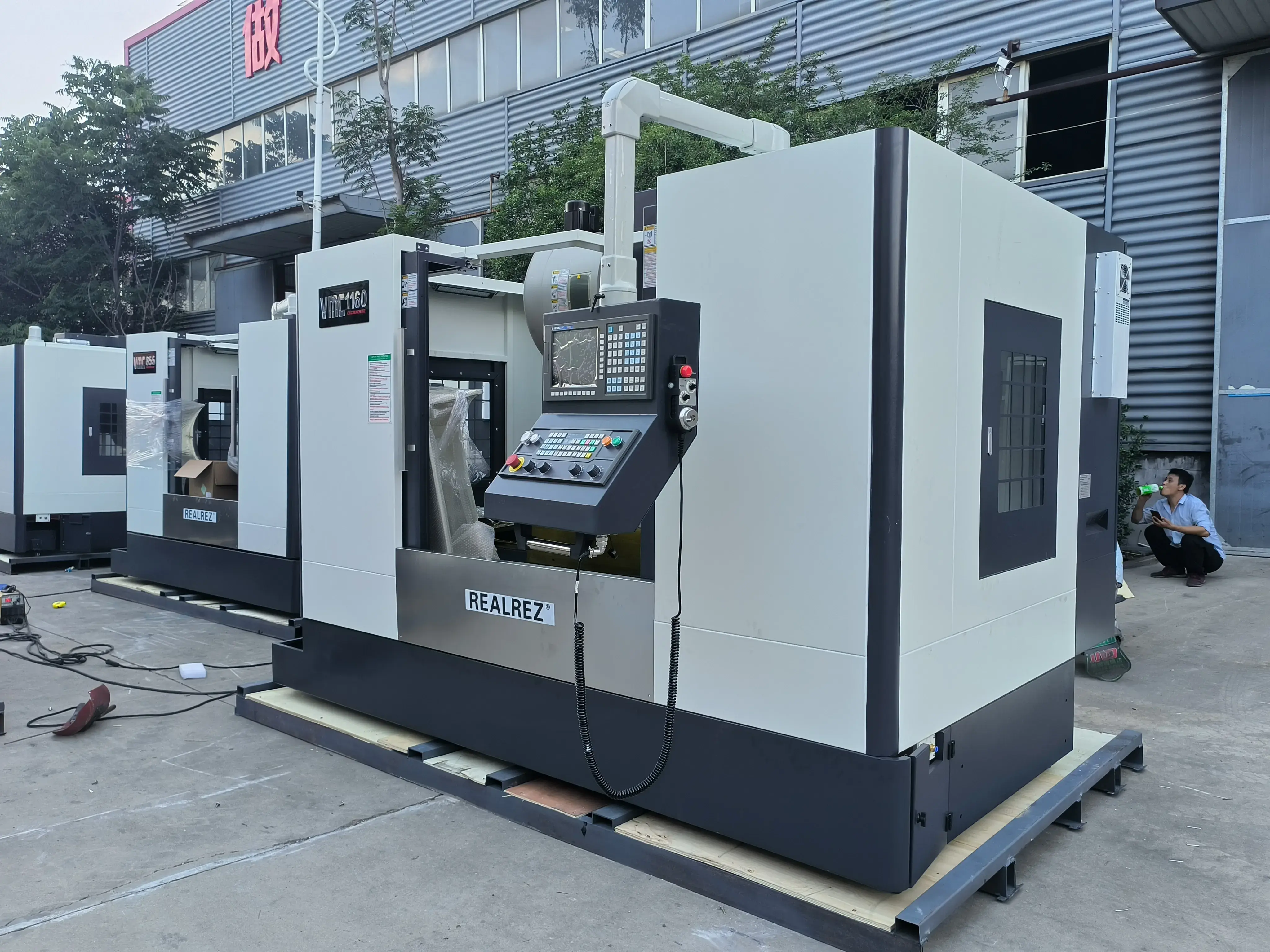 Фрезерный обрабатывающий центр с ЧПУ VMC1160 (ЧПУ GSK 25I)