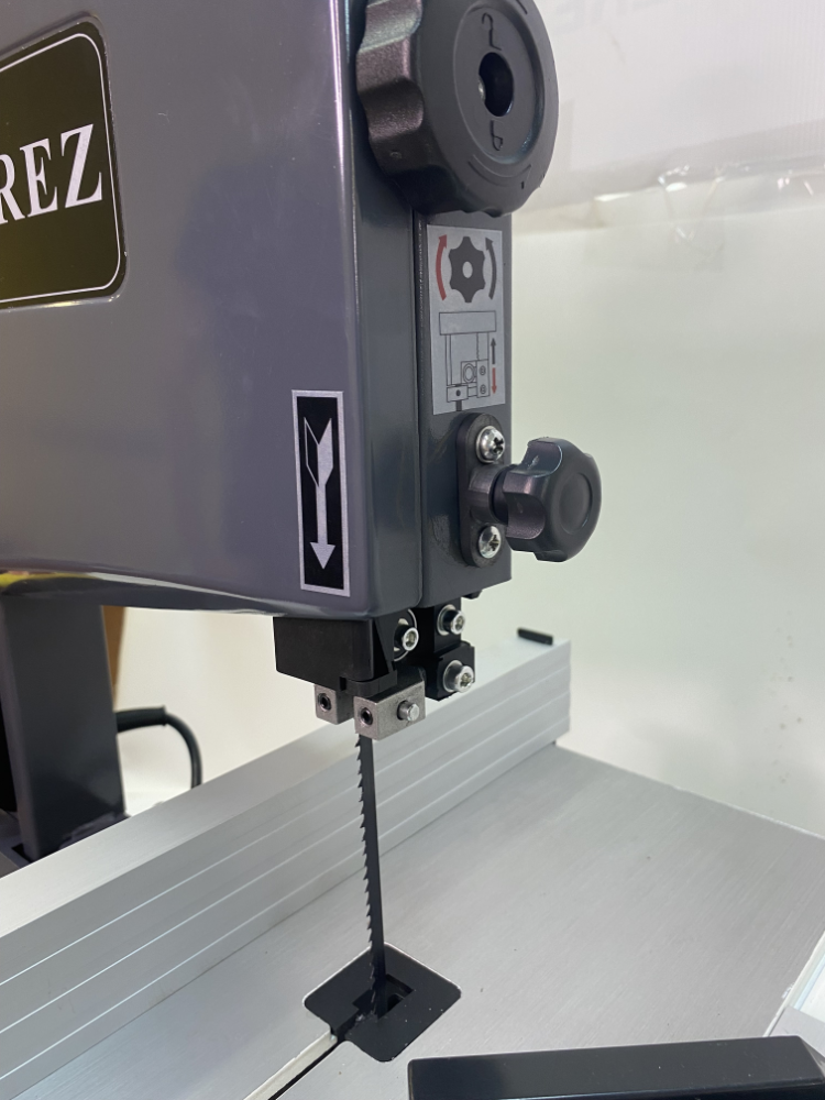 Ленточнопильный станок по дереву REALREZ RWBS 80-350W