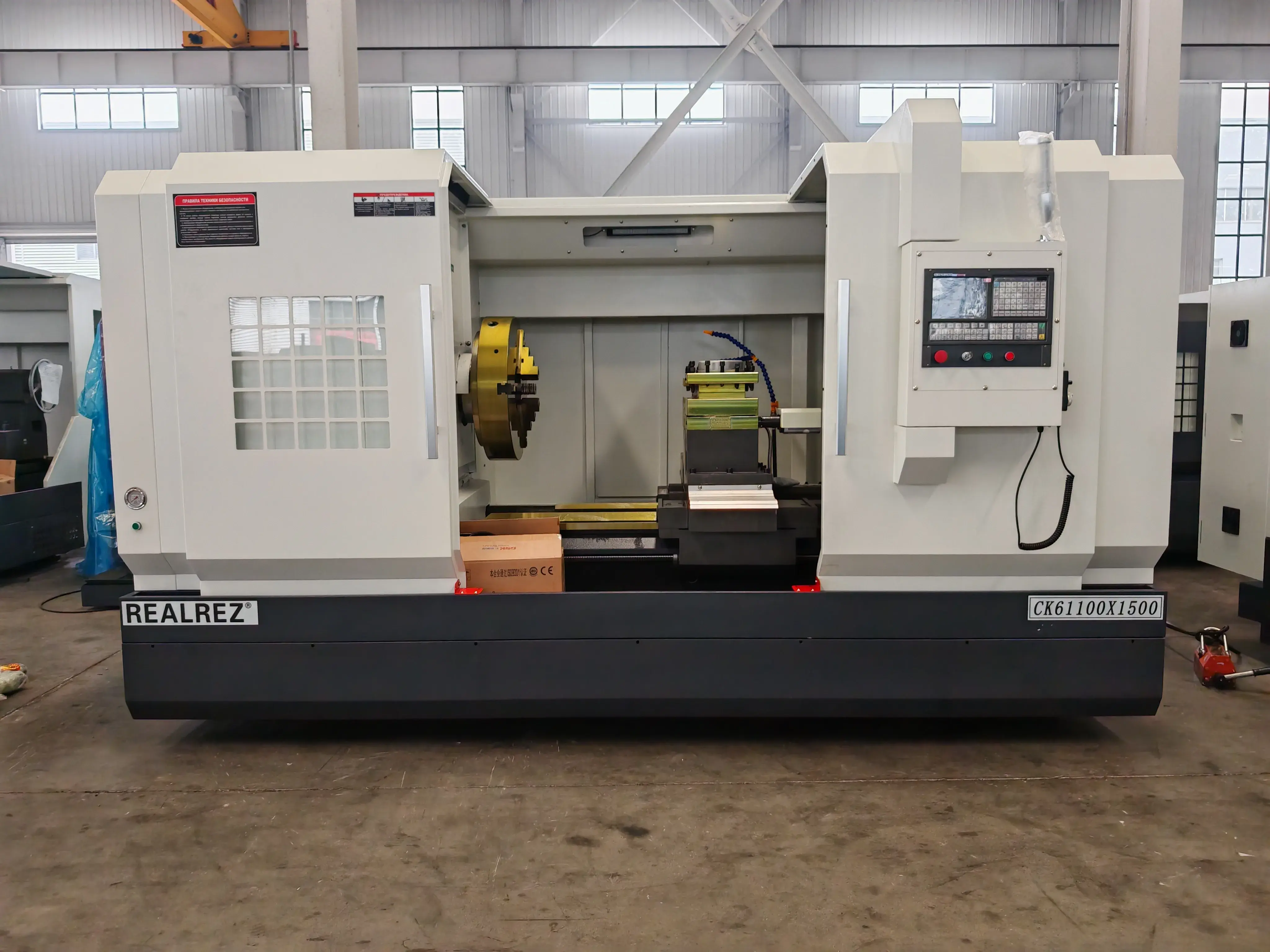 Токарный станок с ЧПУ Realrez CK 61100х1500 (GSK980TDC)