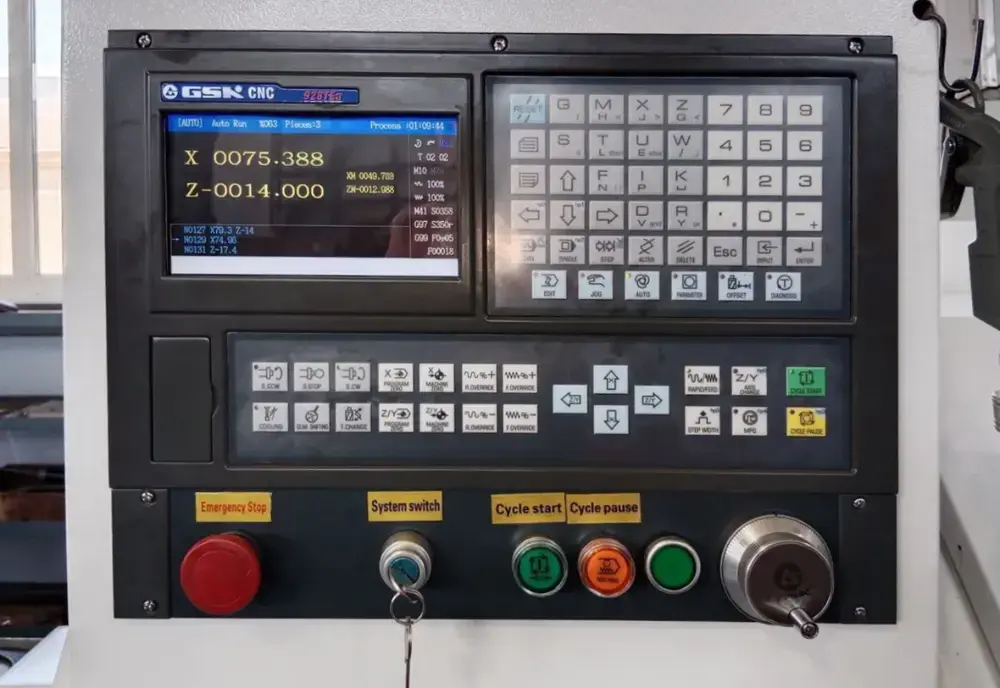 Токарный станок с ЧПУ REALREZ СК0640