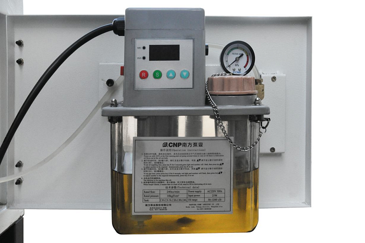 Компактный фрезерный обрабатывающий центр с ЧПУ JVM-360LS CNC с поворотным столом 125 мм