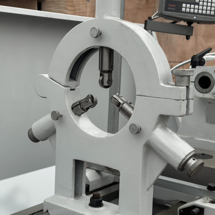 SPV-1500/660 универсальный токарный станок  с УЦИ