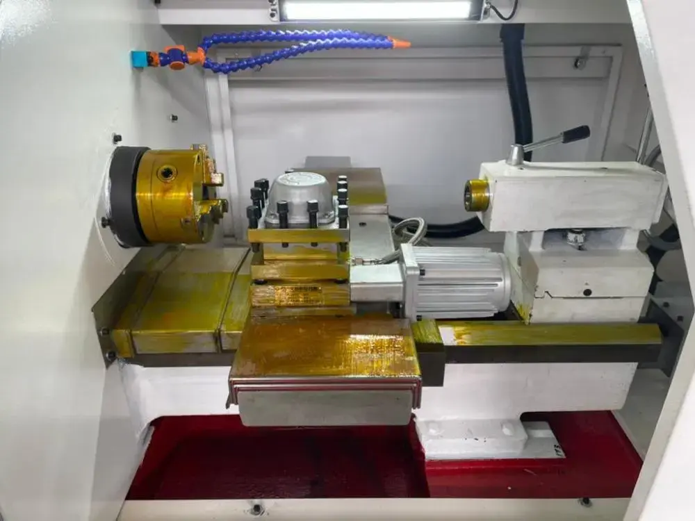 Токарный станок с ЧПУ REALREZ CK 6130