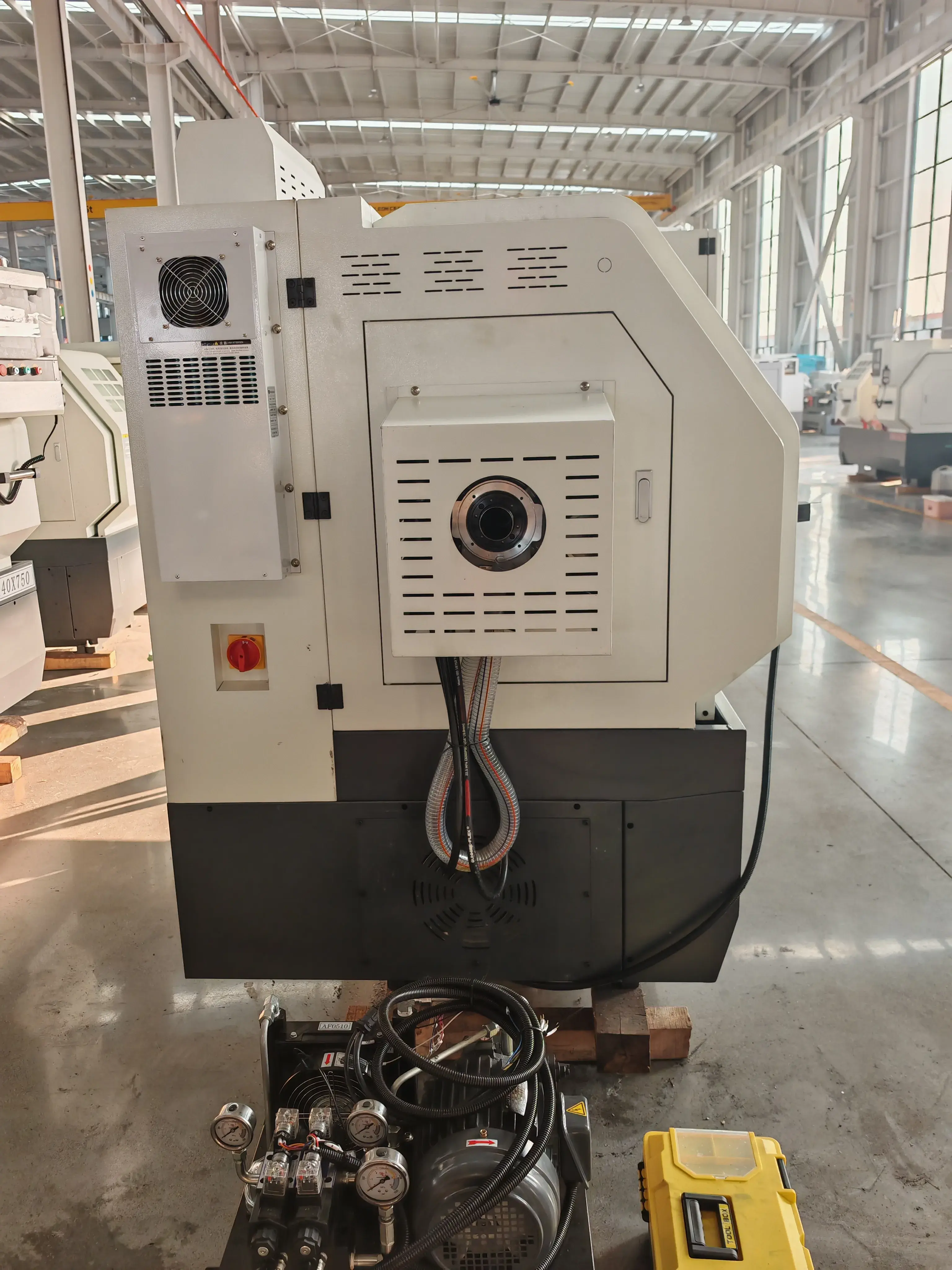 Токарный станок с ЧПУ Realrez CK 6140х750 GAH8