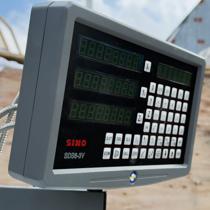 SPZ-1000 универсальный токарный станок с УЦИ